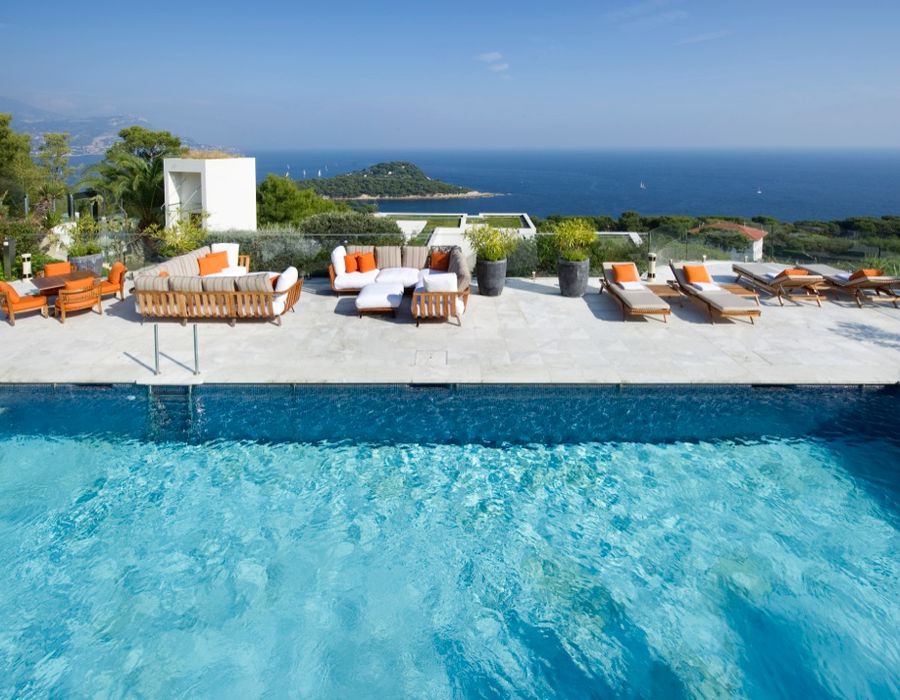 Superb large property for rent in Saint Jean Cap Ferrat 1