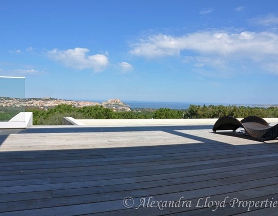New! Stunning contemporary villa with breathtaking views over Calvi 5