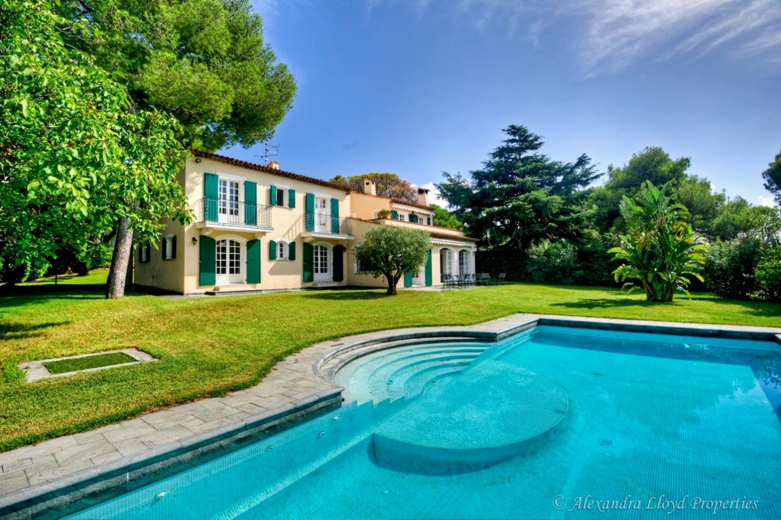 Well positioned - Saint Jean Cap Ferrat