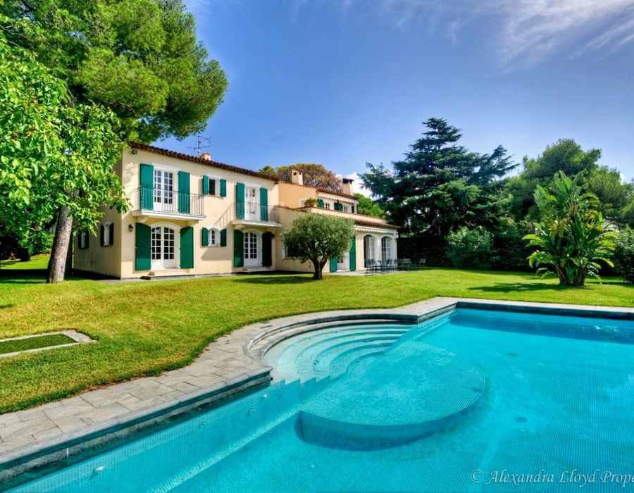 Well positioned - Saint Jean Cap Ferrat 1