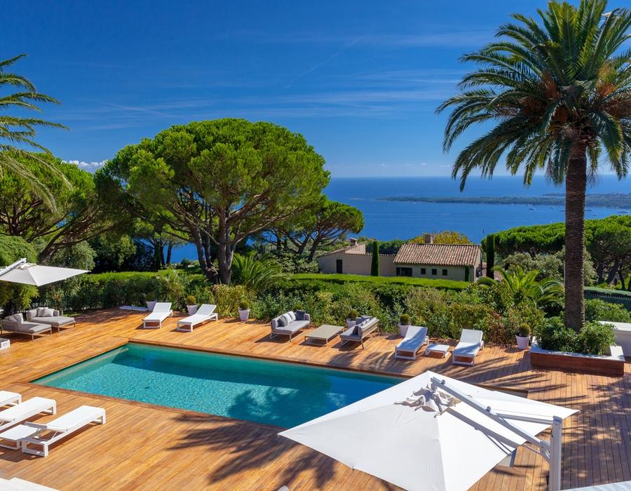Stunning luxury villa for rent in Super Cannes 3