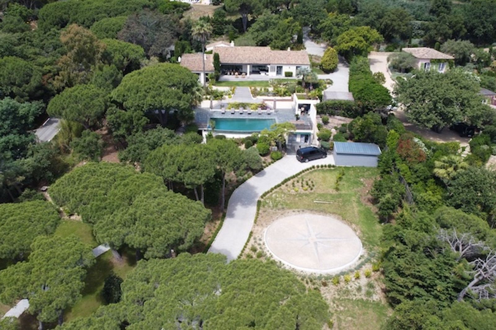 Villa for Rent in Domaine de l’Oumède, Ramatuelle, Enjoying Beautiful Views