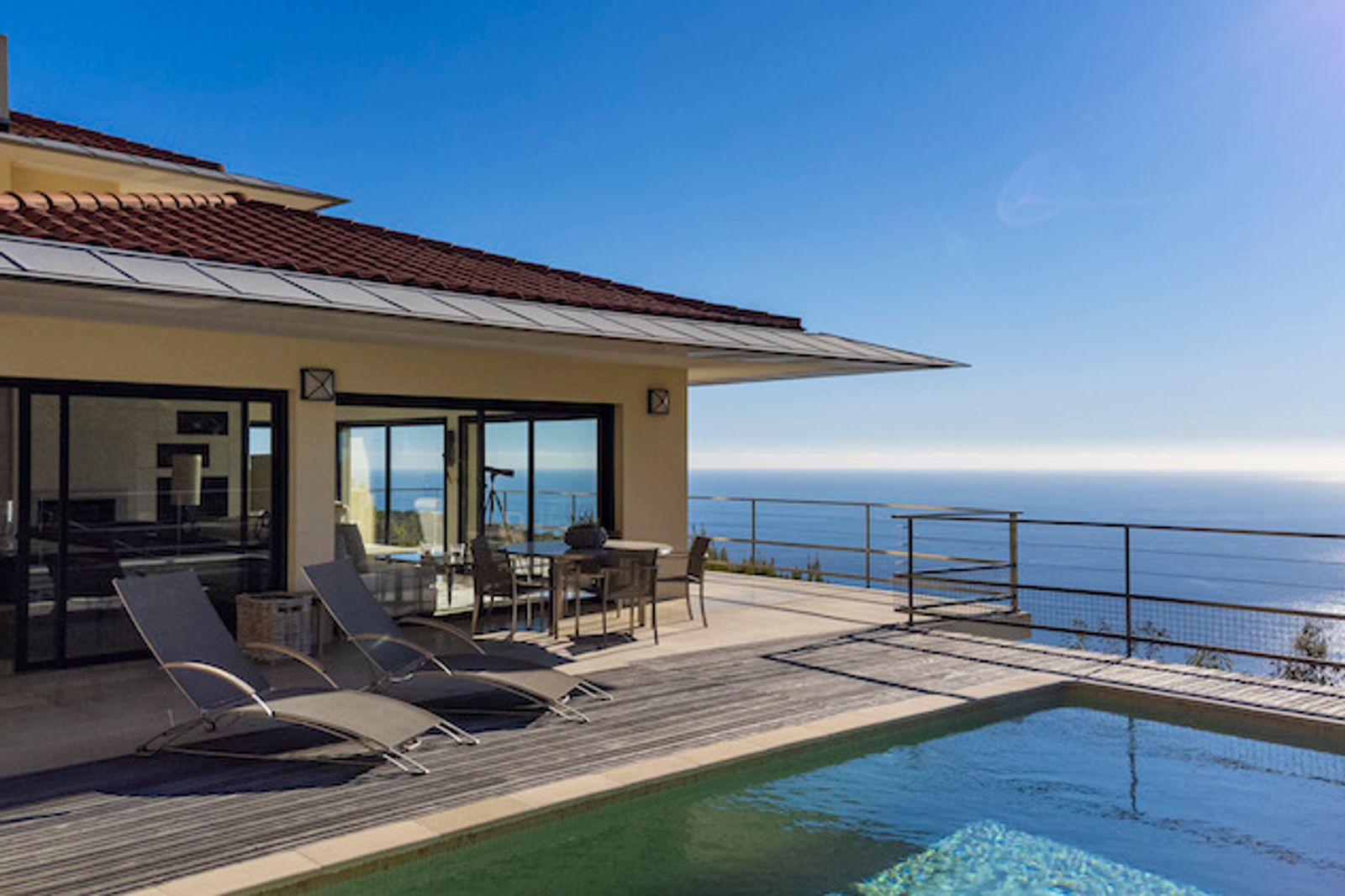 Domaine Val des Costes, Eze - high security domain