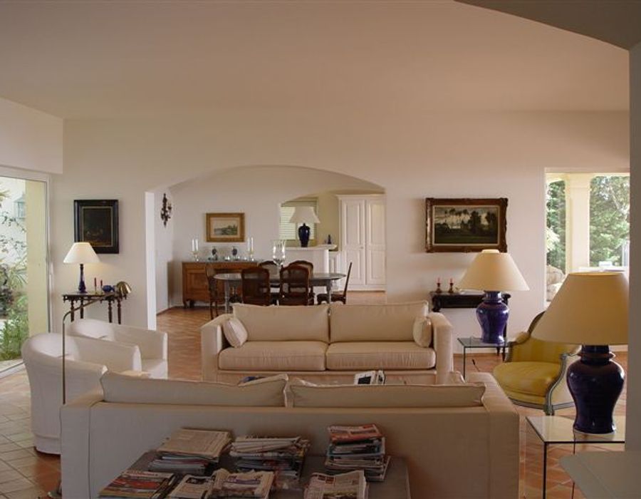 Somptuous new property in a private domain opposite Saint Tropez 5