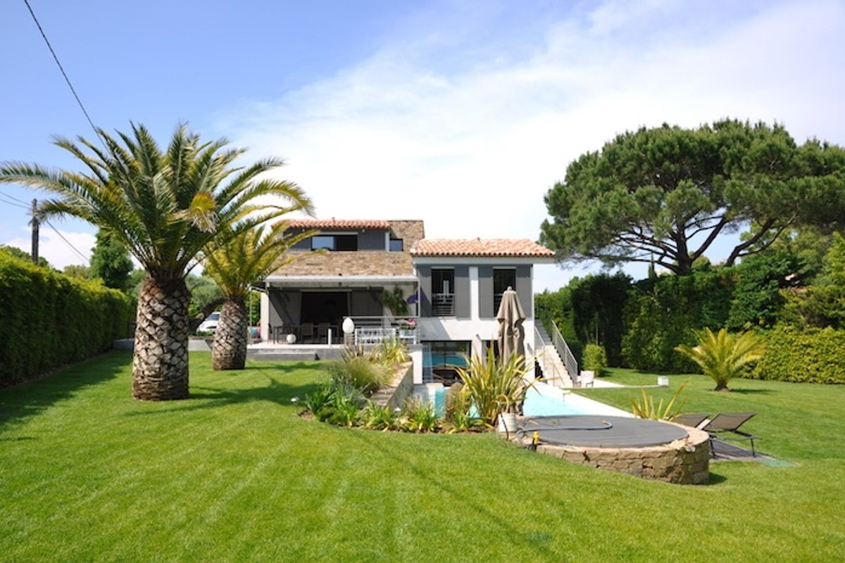 A lovely villa for rent in Valfere - Saint Tropez