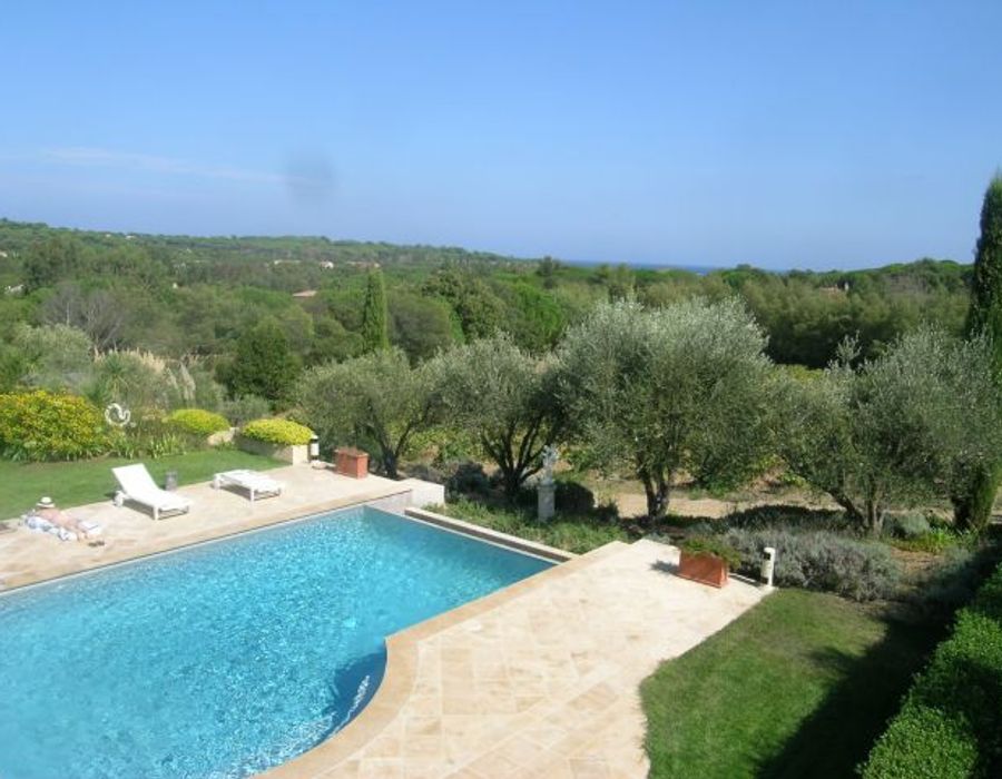 Elegant property, just 5 minutes away from the centre of St Tropez 3