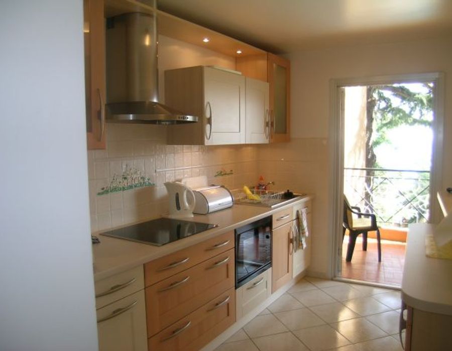 A wonderful view in a peaceful environment, just 5 minutes away from the beach. 3