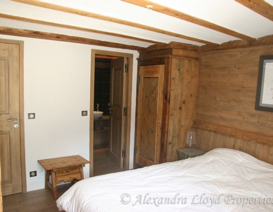 Chalet located in the heart of Val d'Isere 5