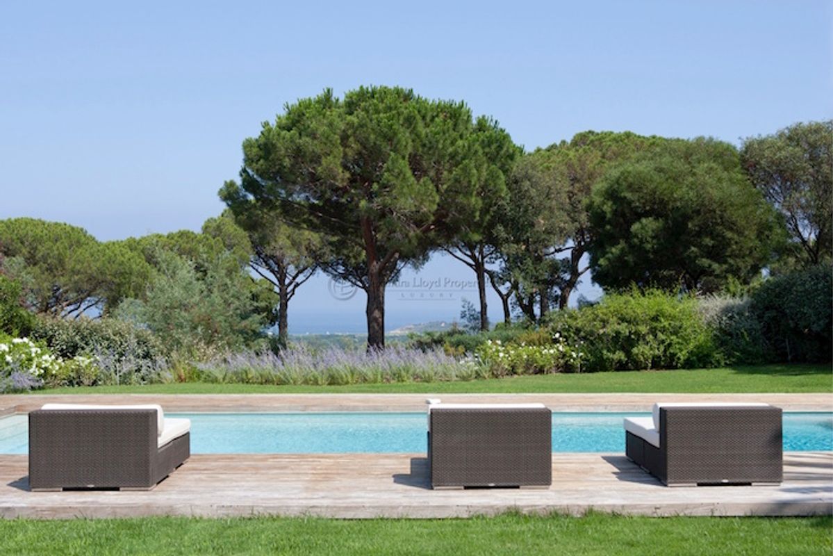 Newly refurbished property in the 'Domaine de l'Oumede' in Ramatuelle/Saint Tropez
