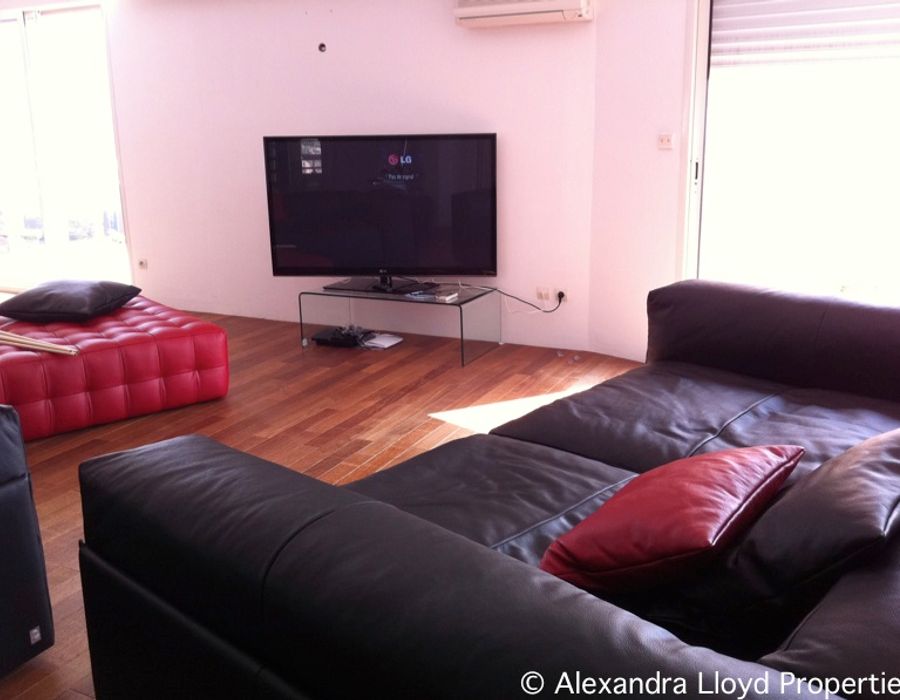 Magnificent duplex apartment with a wonderful panoramic view. 6