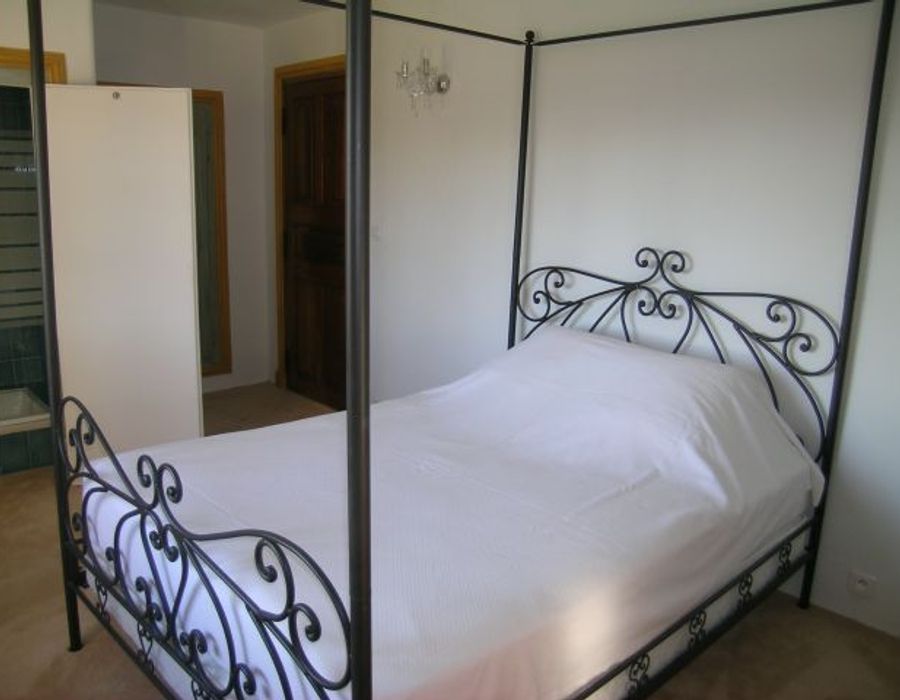 A wonderful converted farmhouse in Saint Paul de Vence 6