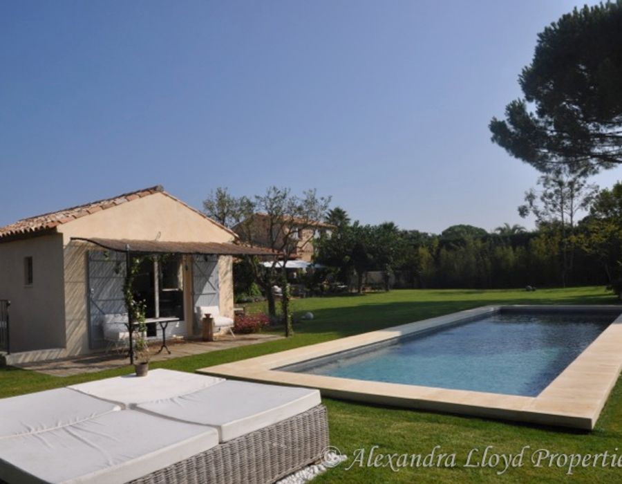Charming Provencal property located close to Salins Beach, Saint Tropez 5