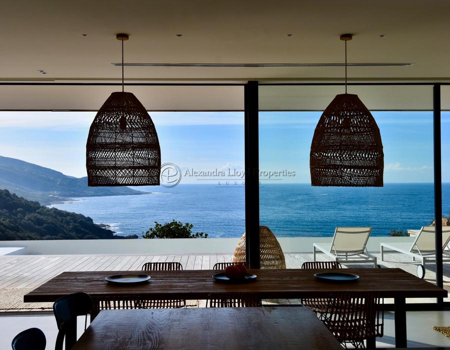A wonderful property in an extraordinary setting in South Corsica, close to Ajacccio 3