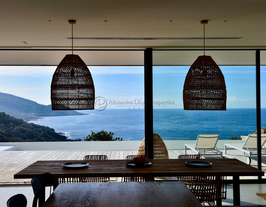 A wonderful property in an extraordinary setting in South Corsica, close to Ajacccio 3