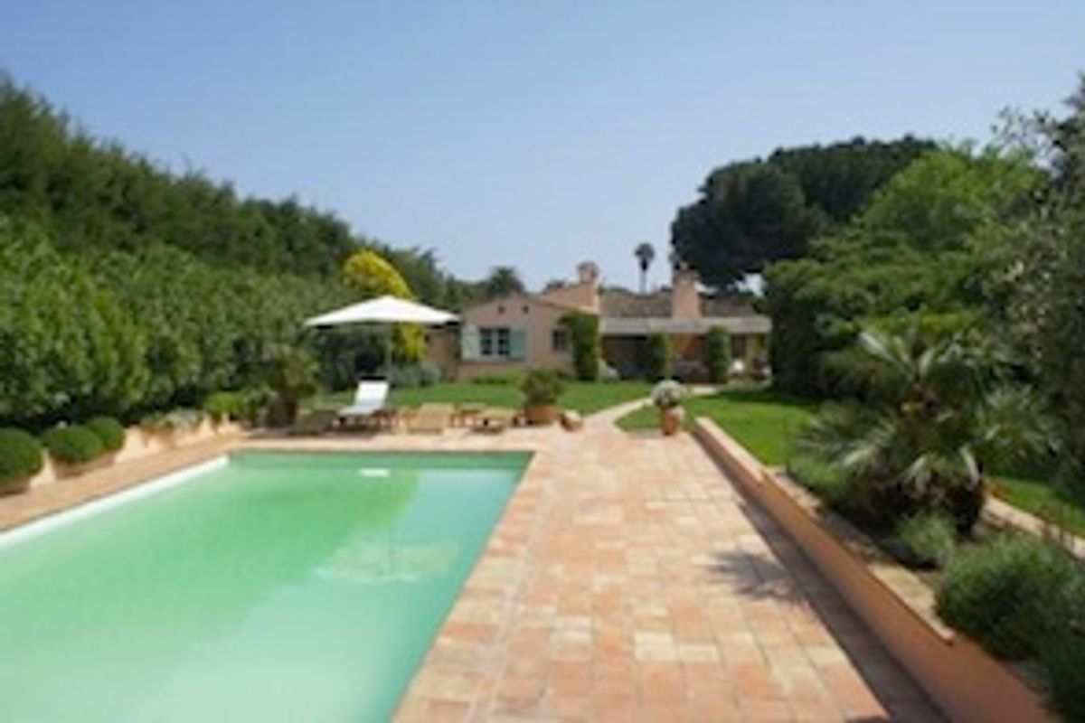 Walking distance to the beach - Route de Tahiti, Saint Tropez