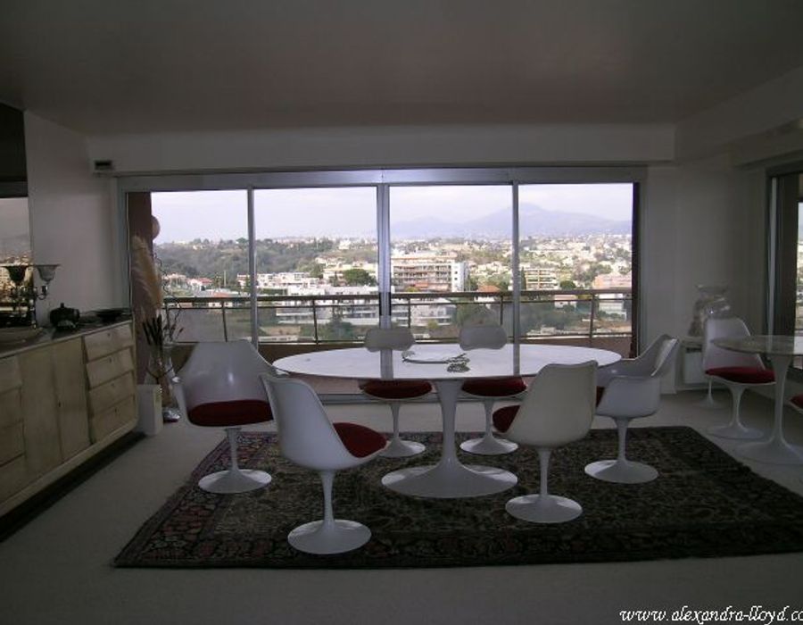 Apartment in prestegious residence in Fabron Nice. 4