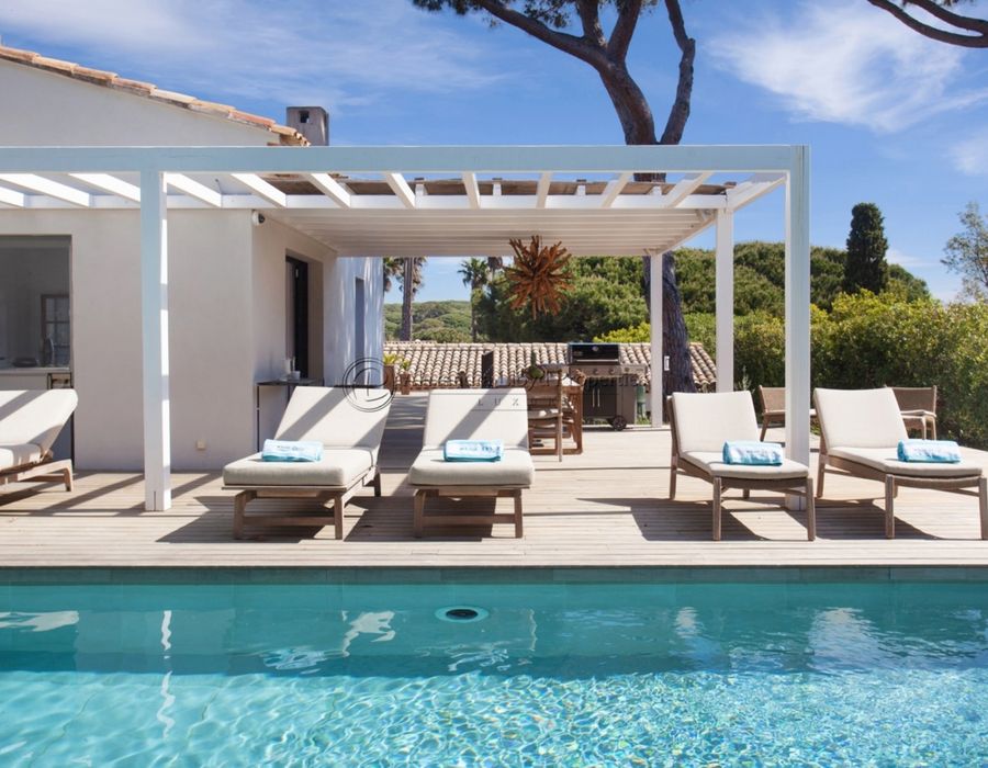 A four bedroom modern villa for rent in Le Parc des Salins, Saint Tropez 6