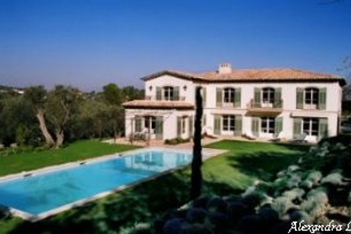 Wonderful newly built villa in Mougins