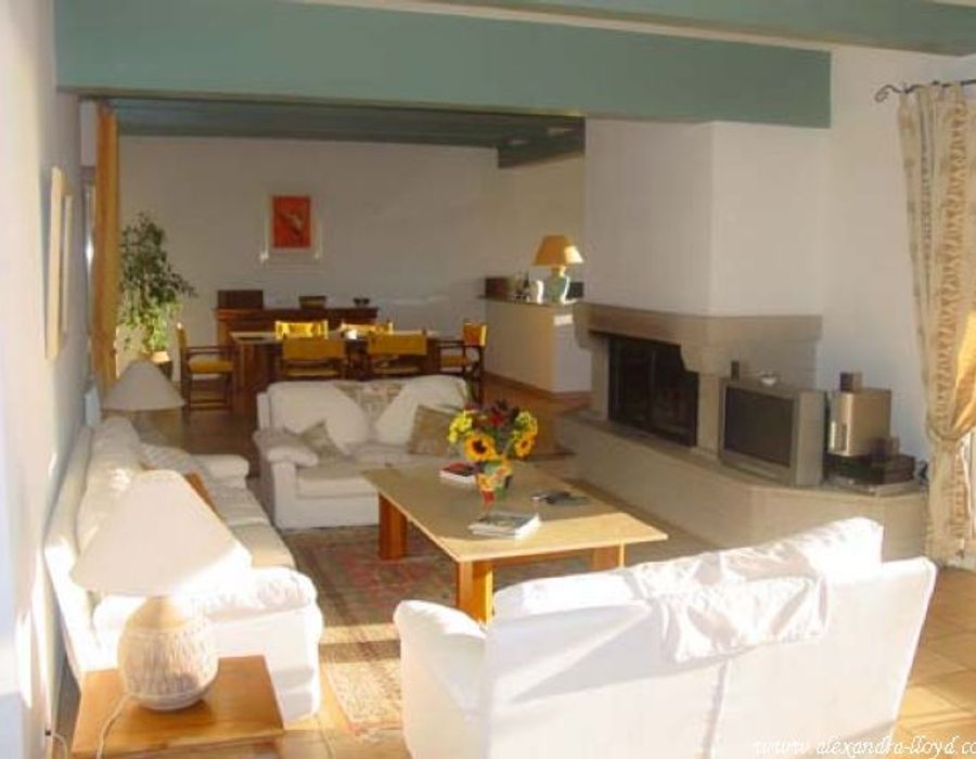Large six bedroomed villa near Calvi, North Corsica 1