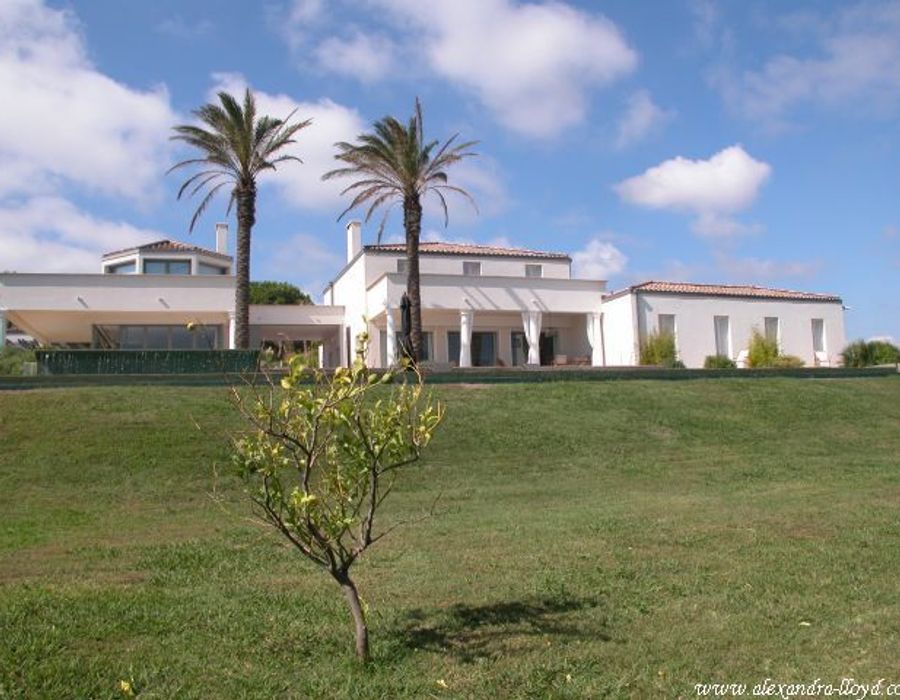 Magnificent Californian style villa overlooking the Pampelonne Beach. 1