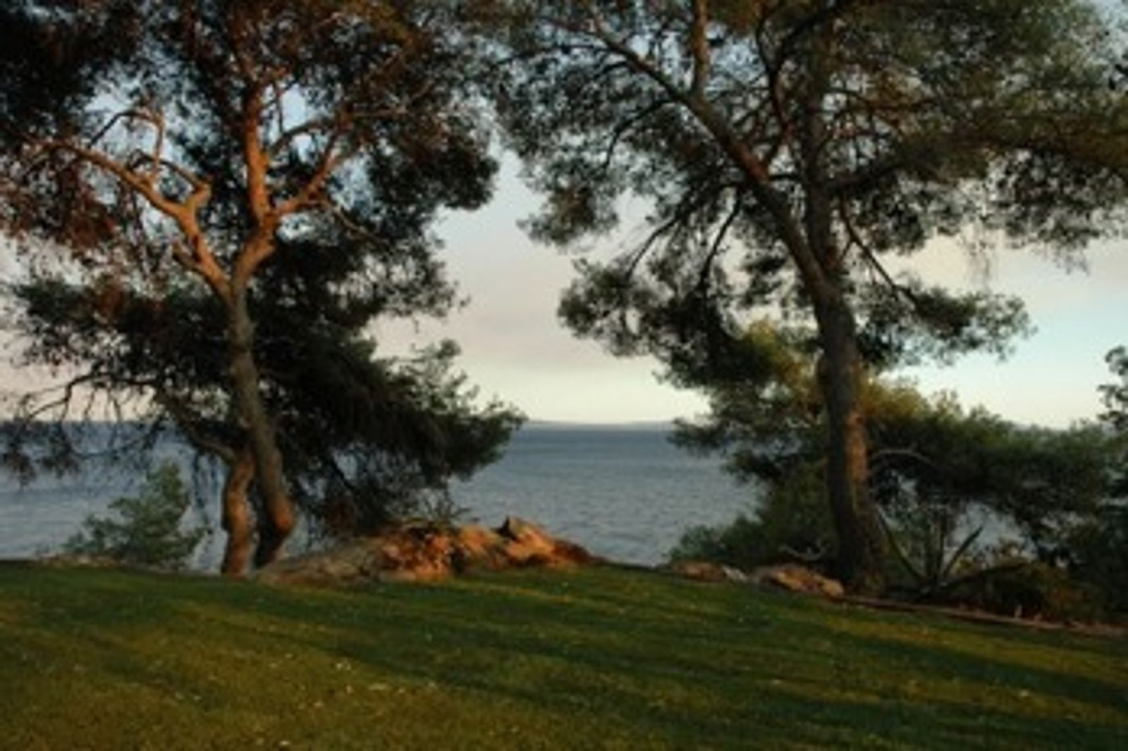 Stunning waters edge property in Lavandou