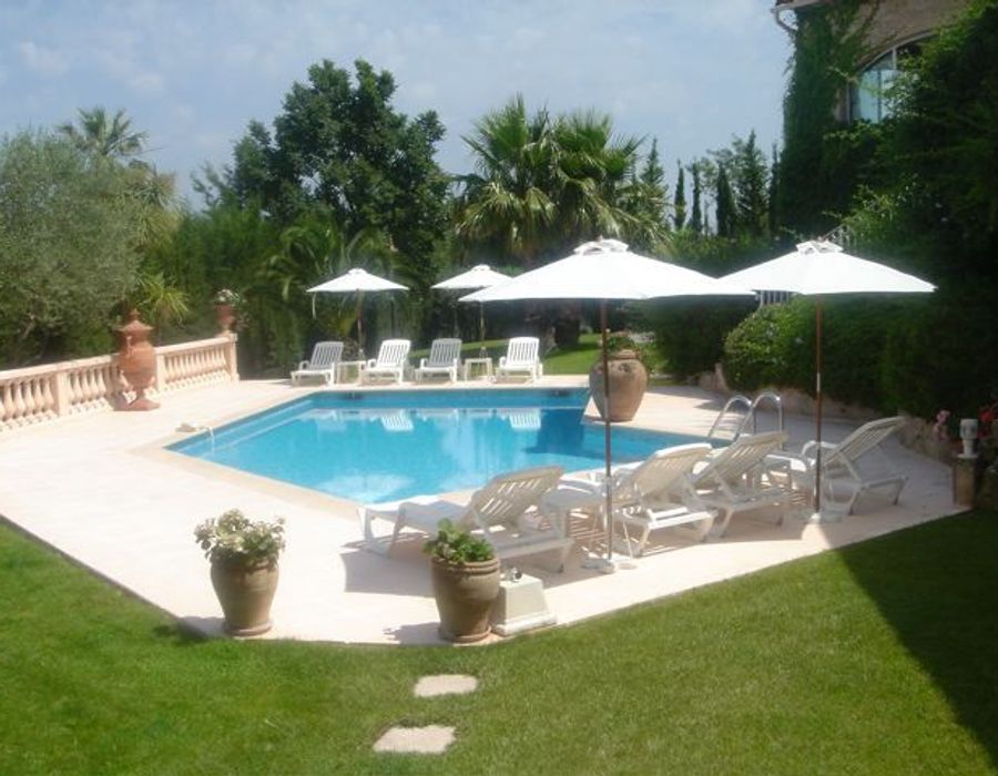 Superb villa only a walk away from the old village of Mougins 5