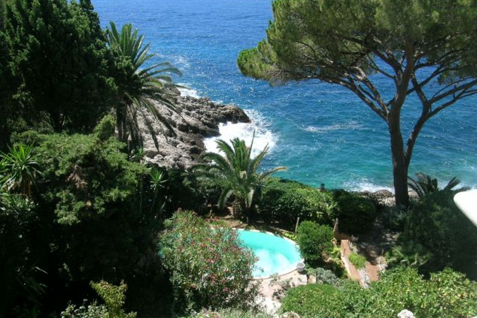 Marvellous Belle Epoque Villa on the water front, Cap d'Ail