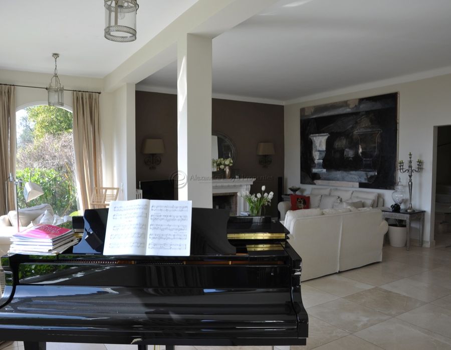 An elegant villa in a perfect location, Cannes La Californie  5