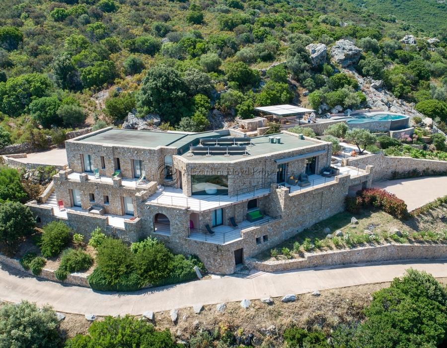 Ultimate elegance and breathtaking views in Calvi 3