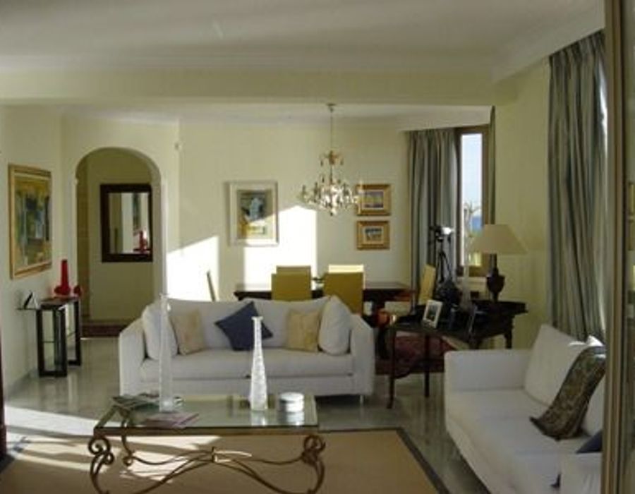 An ideal holiday home on the Cap d'Antibes 5
