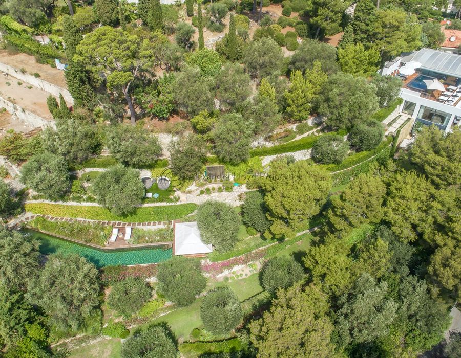 Sublime contemporary villa in Saint Jean Cap Ferrat 6