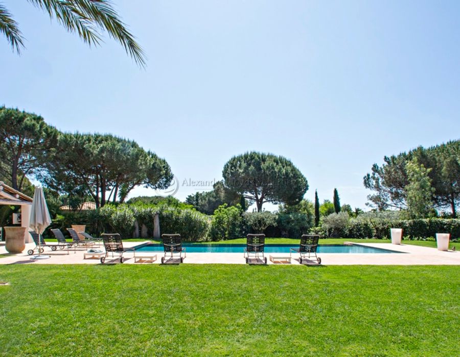 Walking distance to Tahiti Beach, lovely villa in Saint Tropez 1