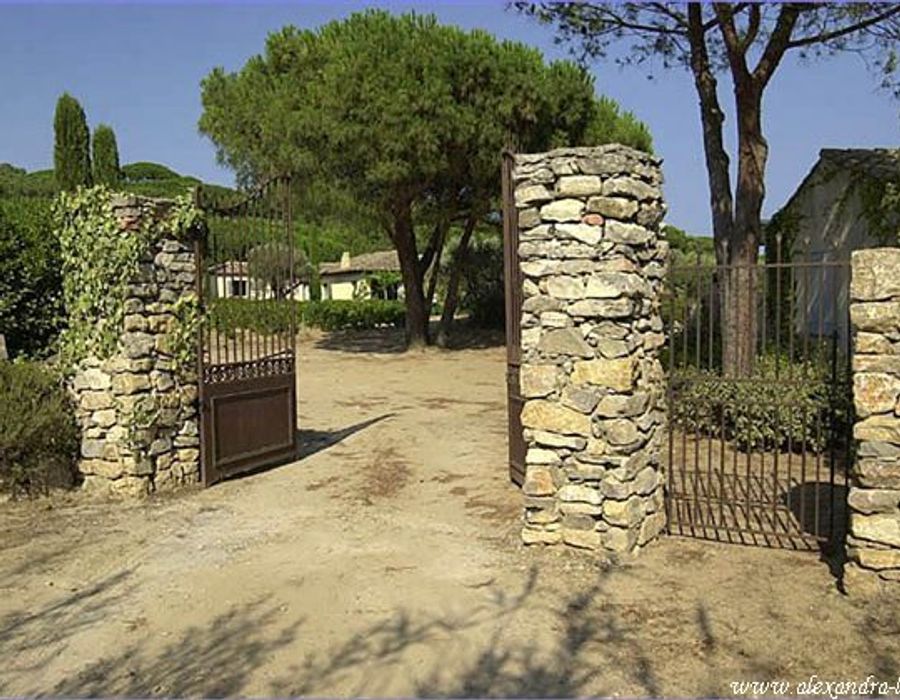 Typical Provencal villa in La Moutte, Saint Tropez 5