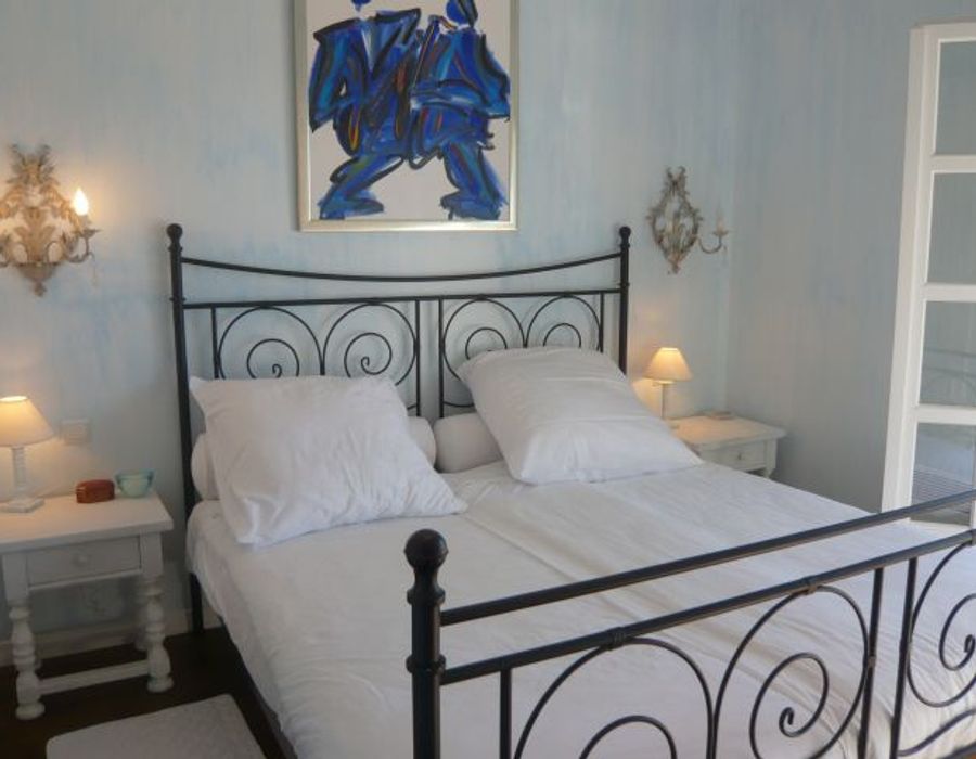 A stunning newly built property located in Ramatuelle 3