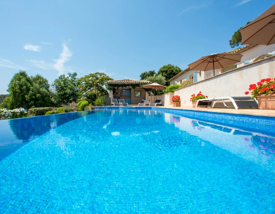 Newly built property in Ramatuelle with stunning interiors 6