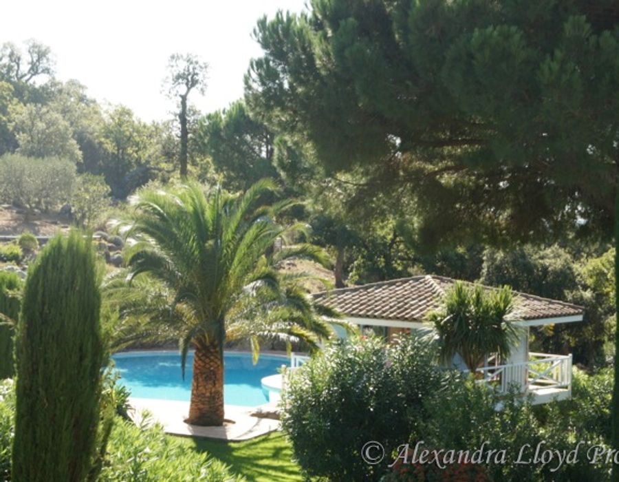 Stunning property near to the charming village of Ramatuelle 4