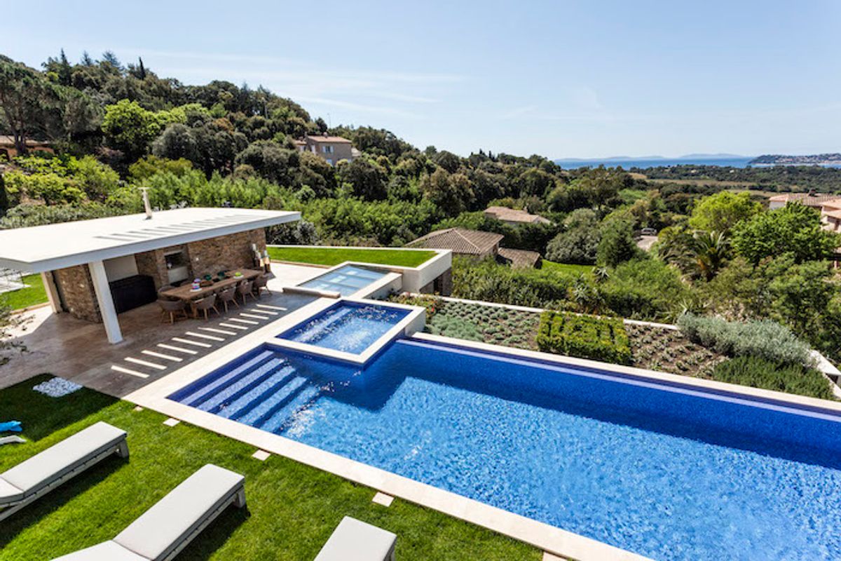 Contemporary luxury in La Crox Valmer - 10 bedrooms