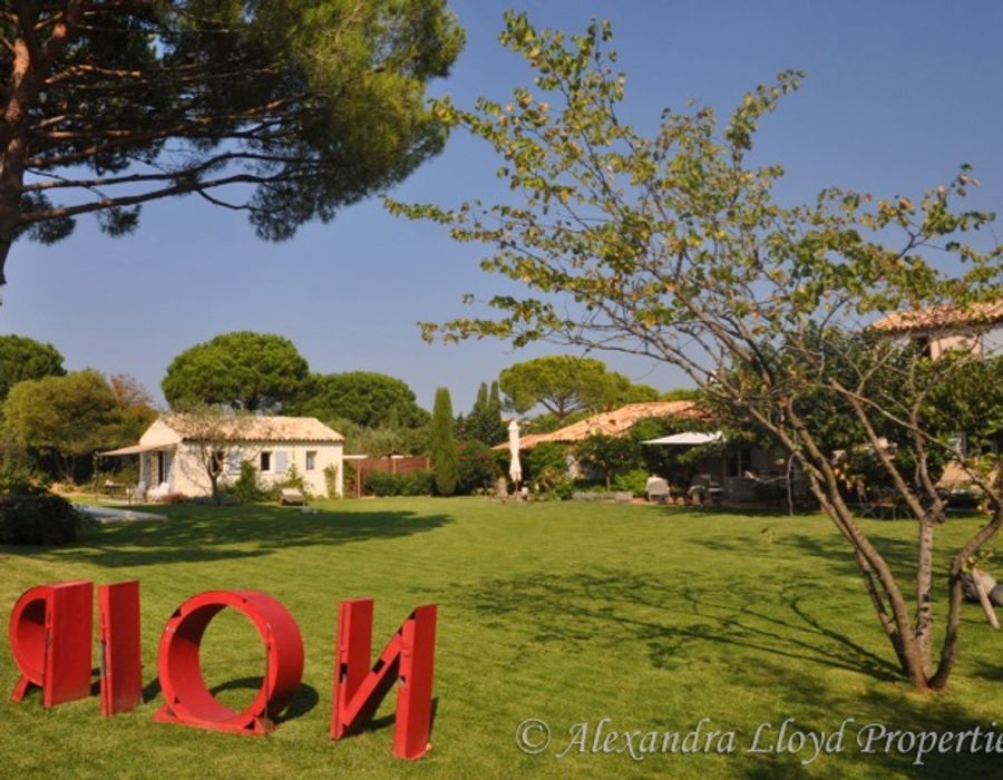 Charming Provencal property located close to Salins Beach, Saint Tropez 3