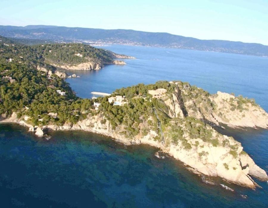 Wonderful views from Cap Benat 3