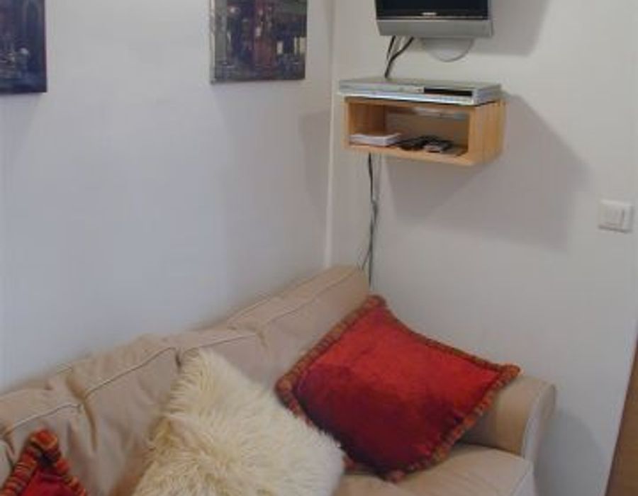 Apartment in the Quartier des Musiciens, Nice 4