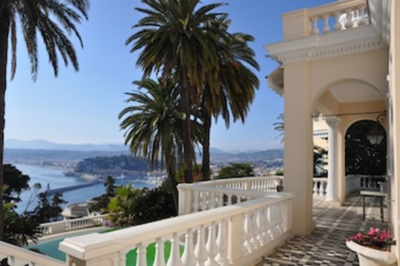 Beautiful mansion in the heart of Mont Boron