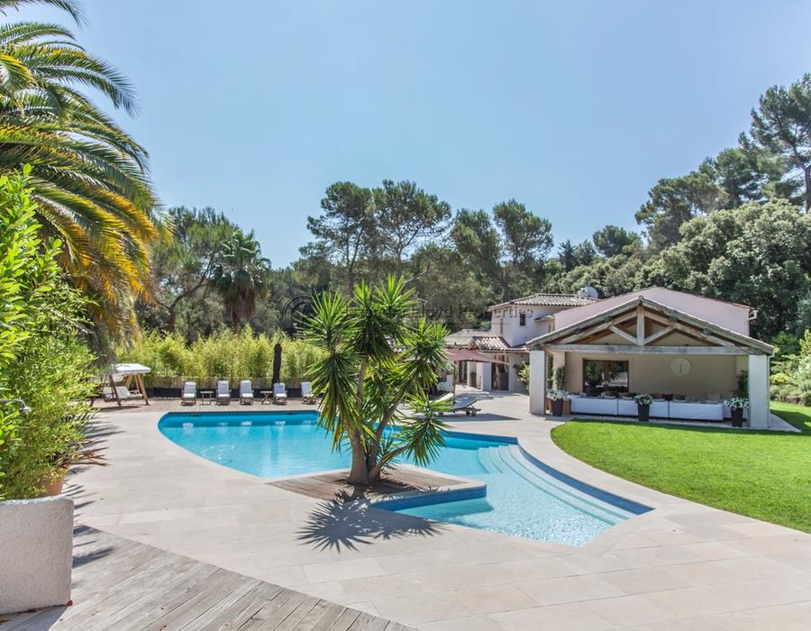 A lovely home for rent in Les Parcs de Mougins 2