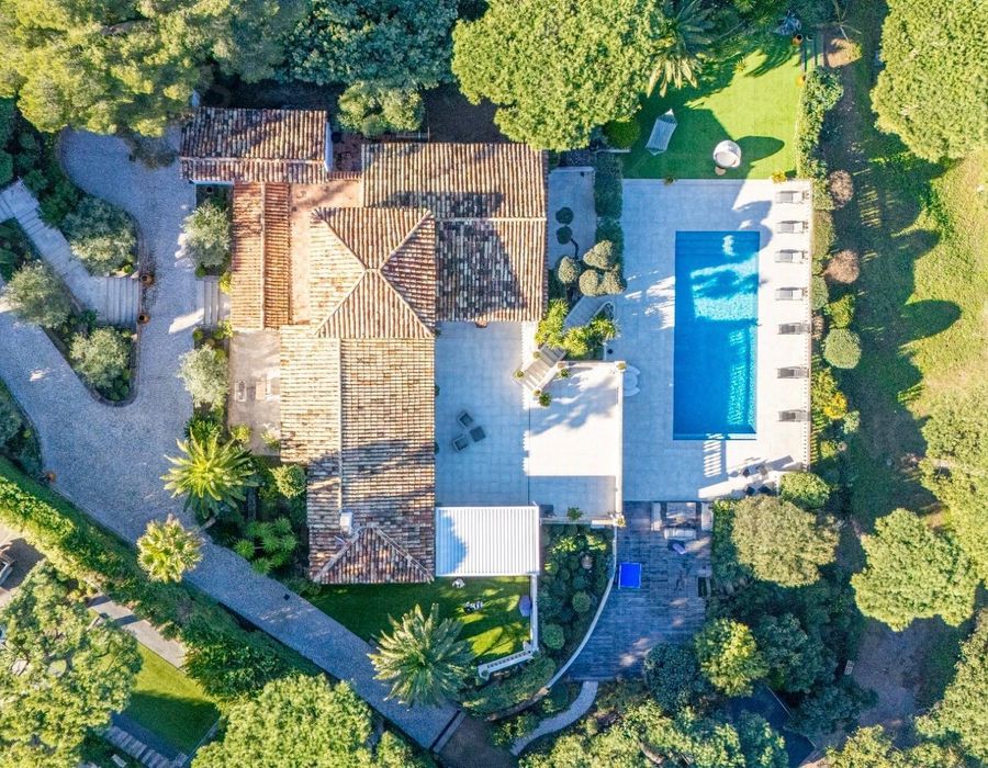 Villa for rent in the exclusive Domaine des Moulins Ramatuelle 2