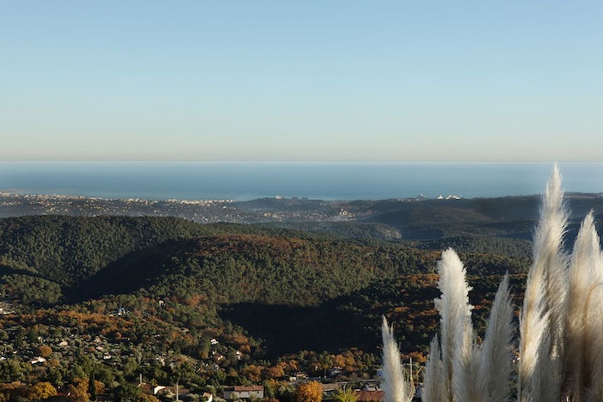 Contemporary Provencal villa with fabulous views in Tourrettes sur Loup