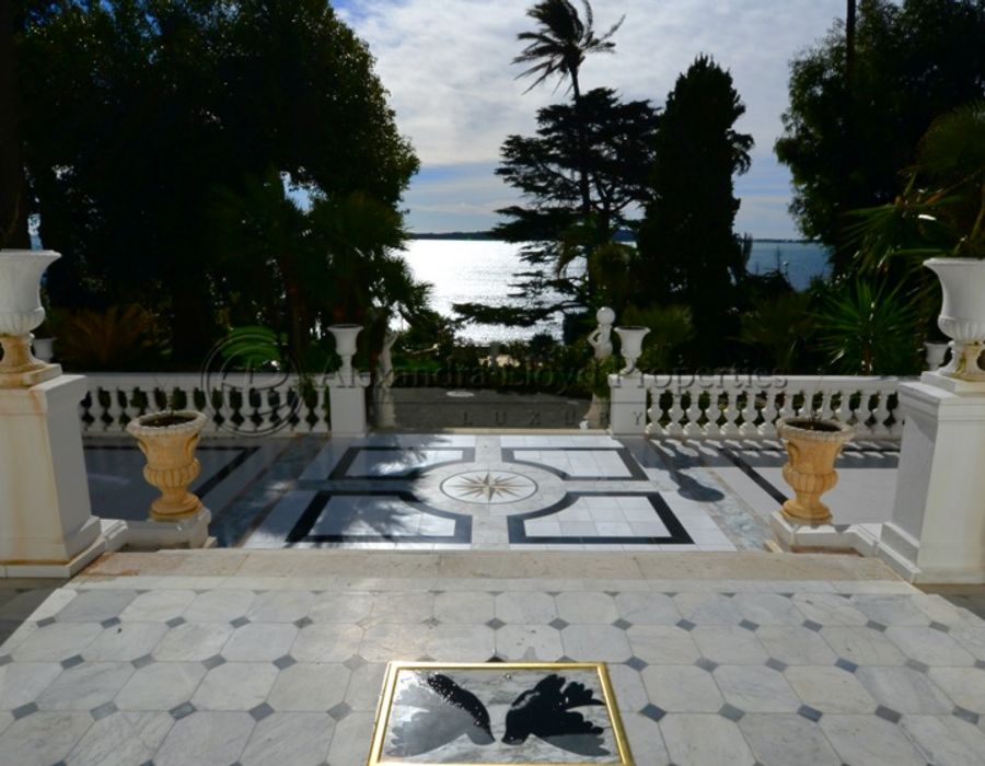 A beautiful Belle Epoque villa in Cannes, available for private events 5