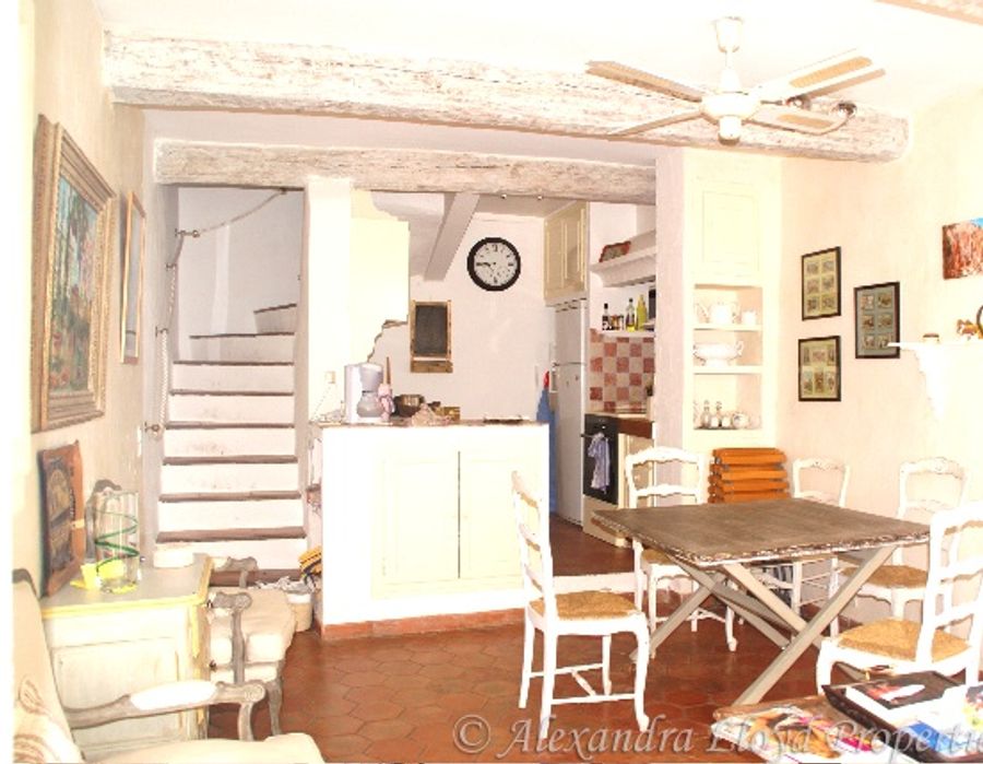 In the heart of the village of Saint Tropez 4