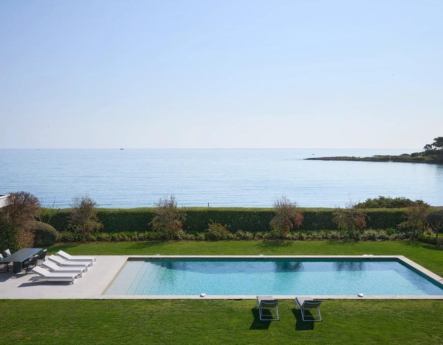 Contemporary Villa with Panoramic Sea Views – Cap d’Antibes 5