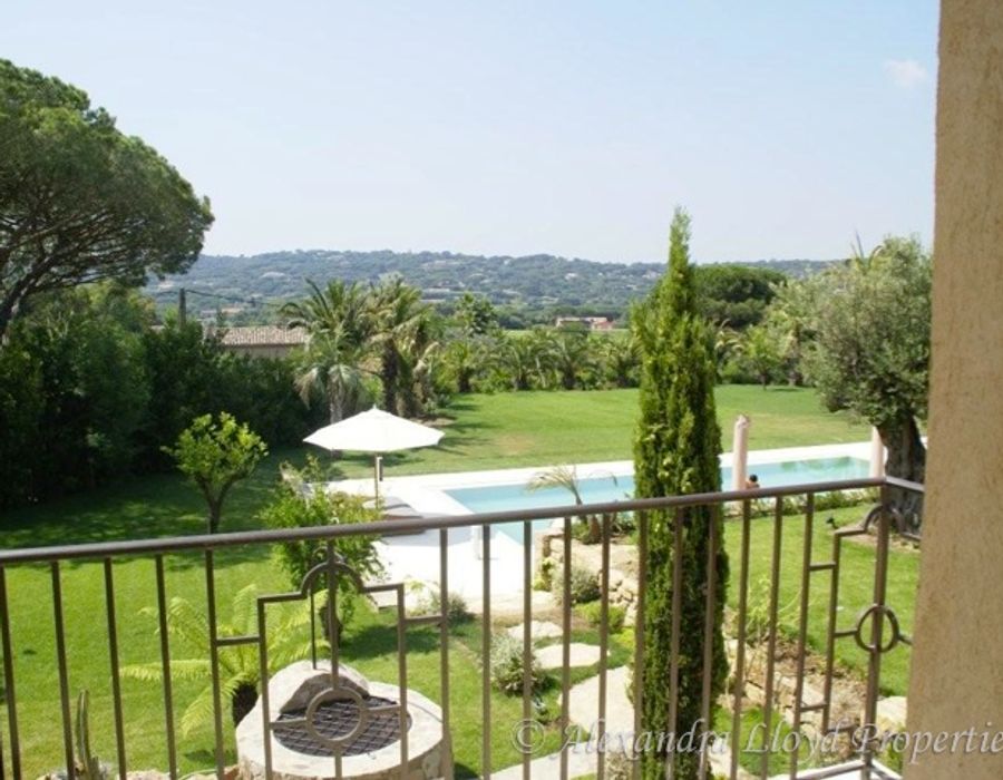 True luxury in La Moutte/Salins area of Saint Tropez 3