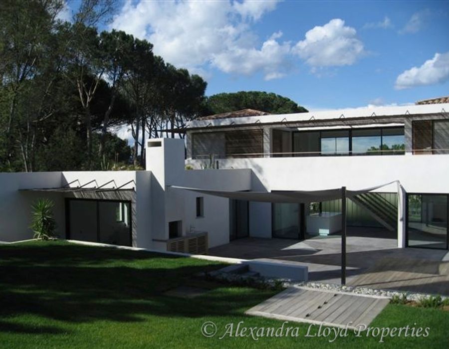 Kaniko - contemporary villa in Saint Tropez 1