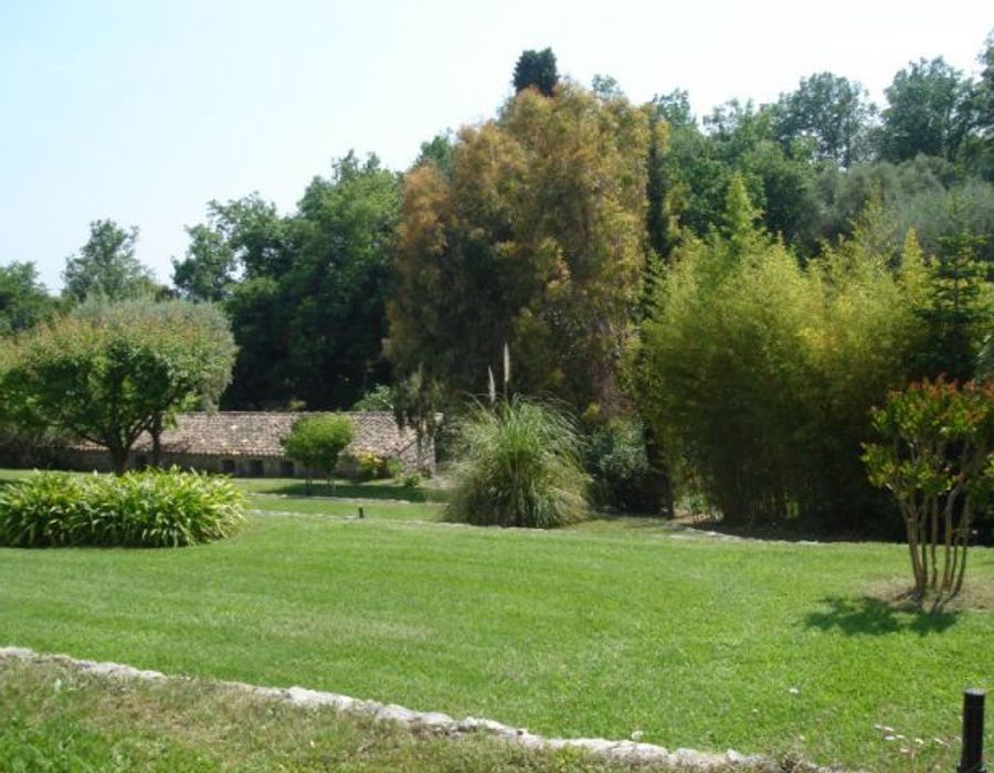 Stunning stone villa with great panoramic views in Tourrettes Sur Loup 4